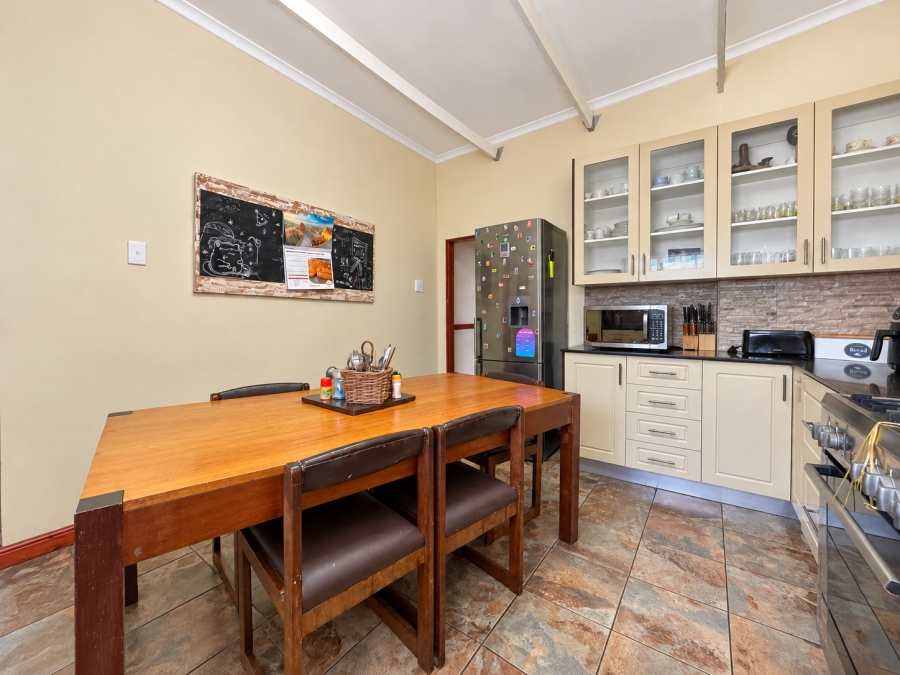 4 Bedroom Property for Sale in Ndabeni Western Cape